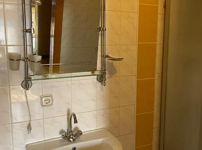 атлант Hotel *