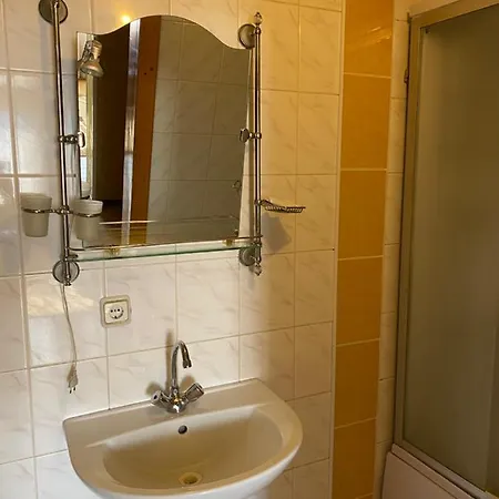 атлант Hotel *
